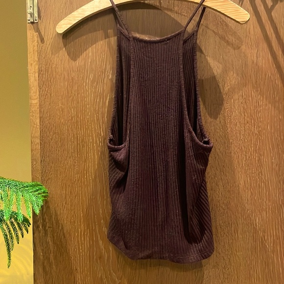 Knit ribbed tank 🌞 - Picture 3 of 3